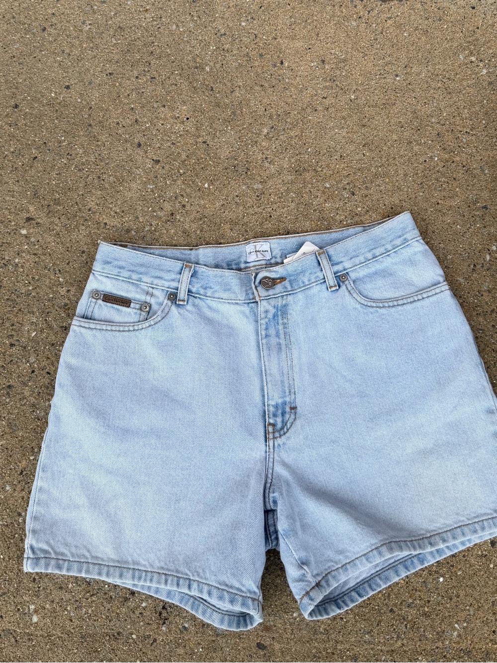SOLD - Picture 1 of 2